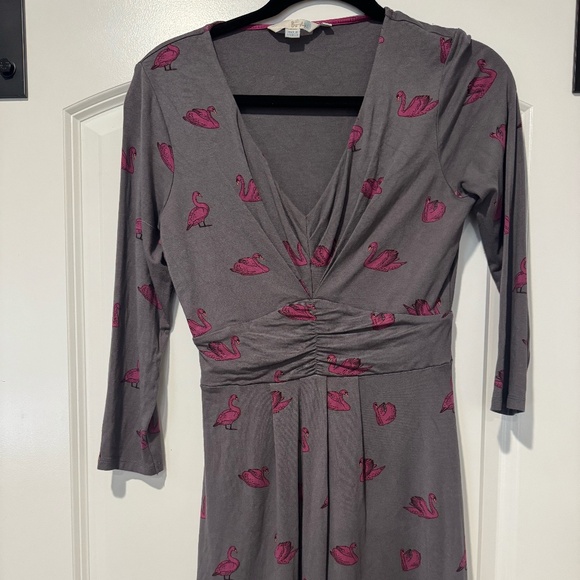 Boden Marion Jersey Tunic Gray Swan Print size 6R UK (Fits like a womens small) - Picture 2 of 4